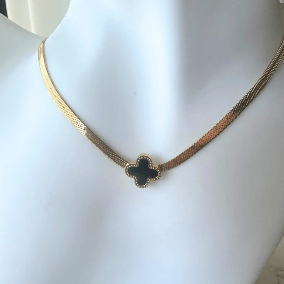 Clover Snake Chain Necklace