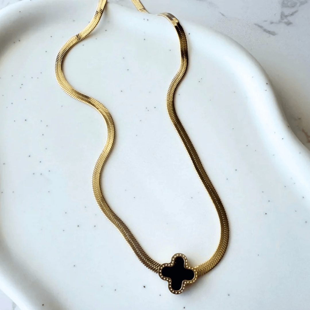 Clover Snake Chain Necklace