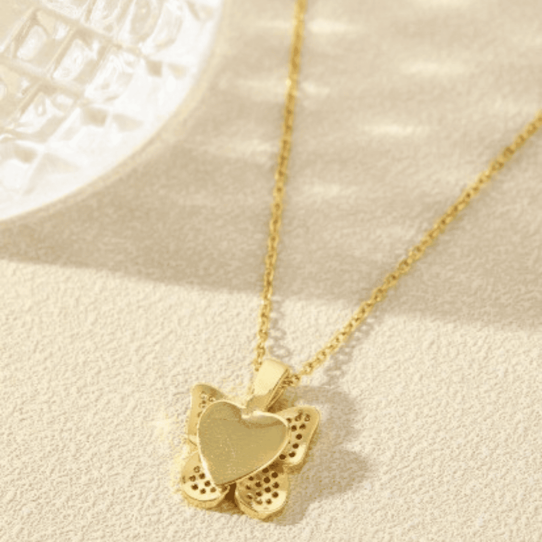 Gold Butterfly Open-Close Necklace for Women with a Beautiful Butterfly Design