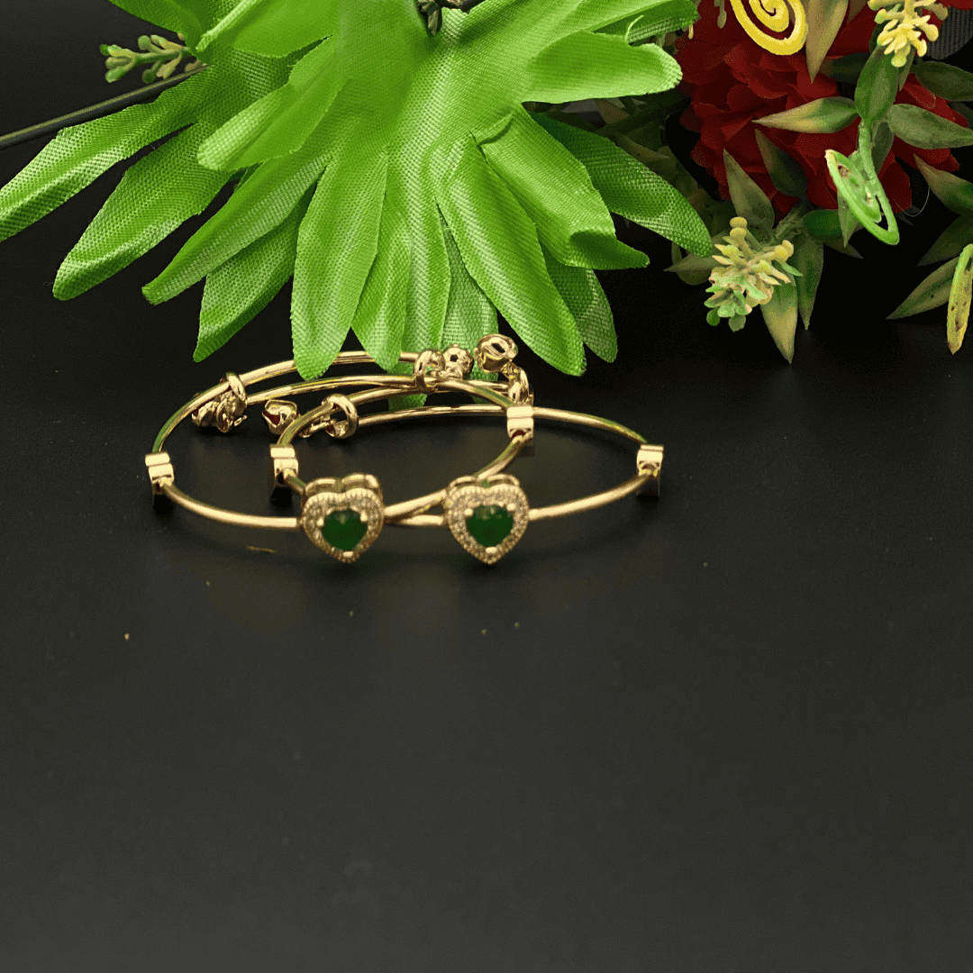 Gold-Plated Green Heart Charm Bracelet (BL__25)