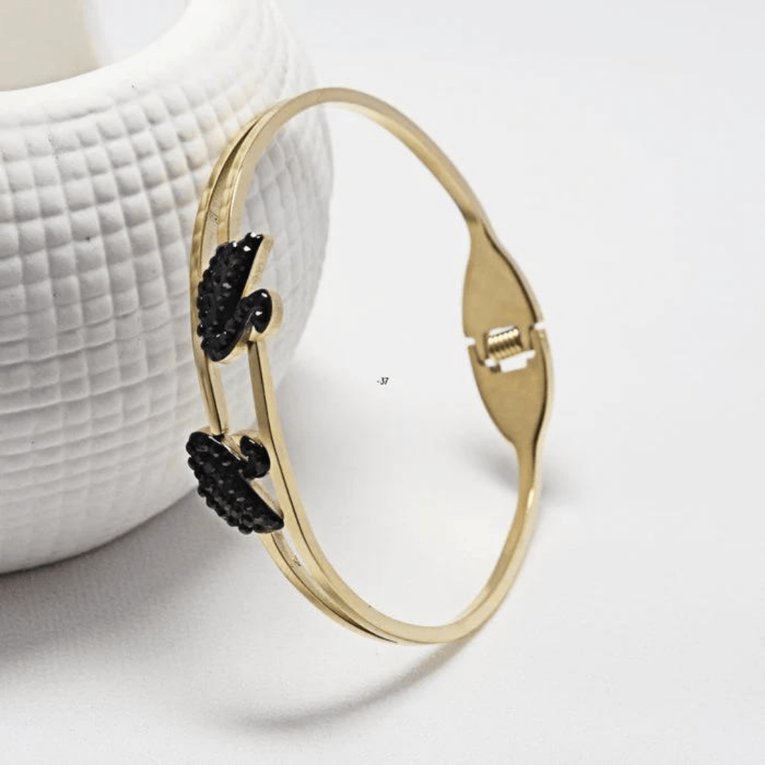 Black Swan Double Duck Bracelet